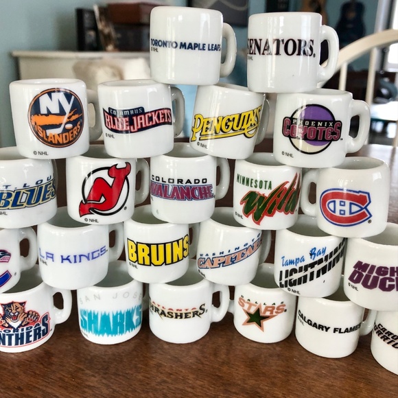 NHL, Hockey, Mini Mugs, Set of 26, Double Sided Print, Good Condition - Picture 10 of 14